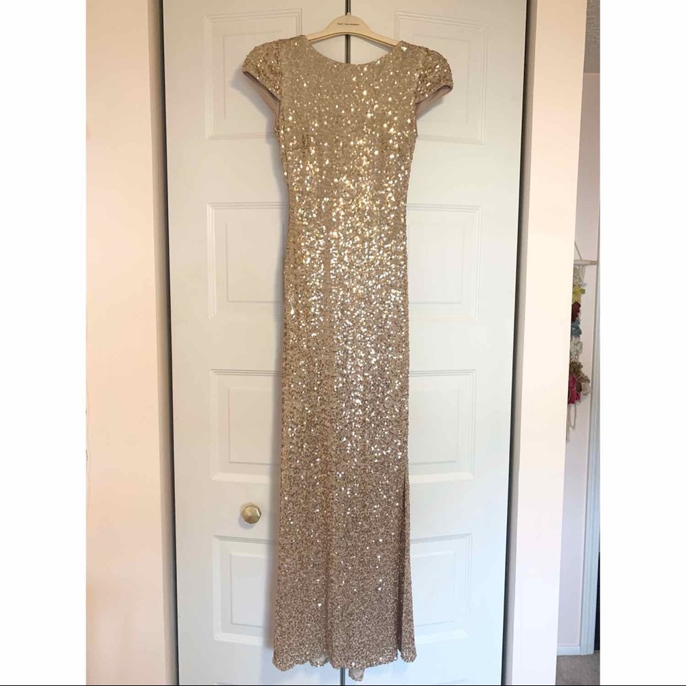 Gorgeous badgley mischka gown